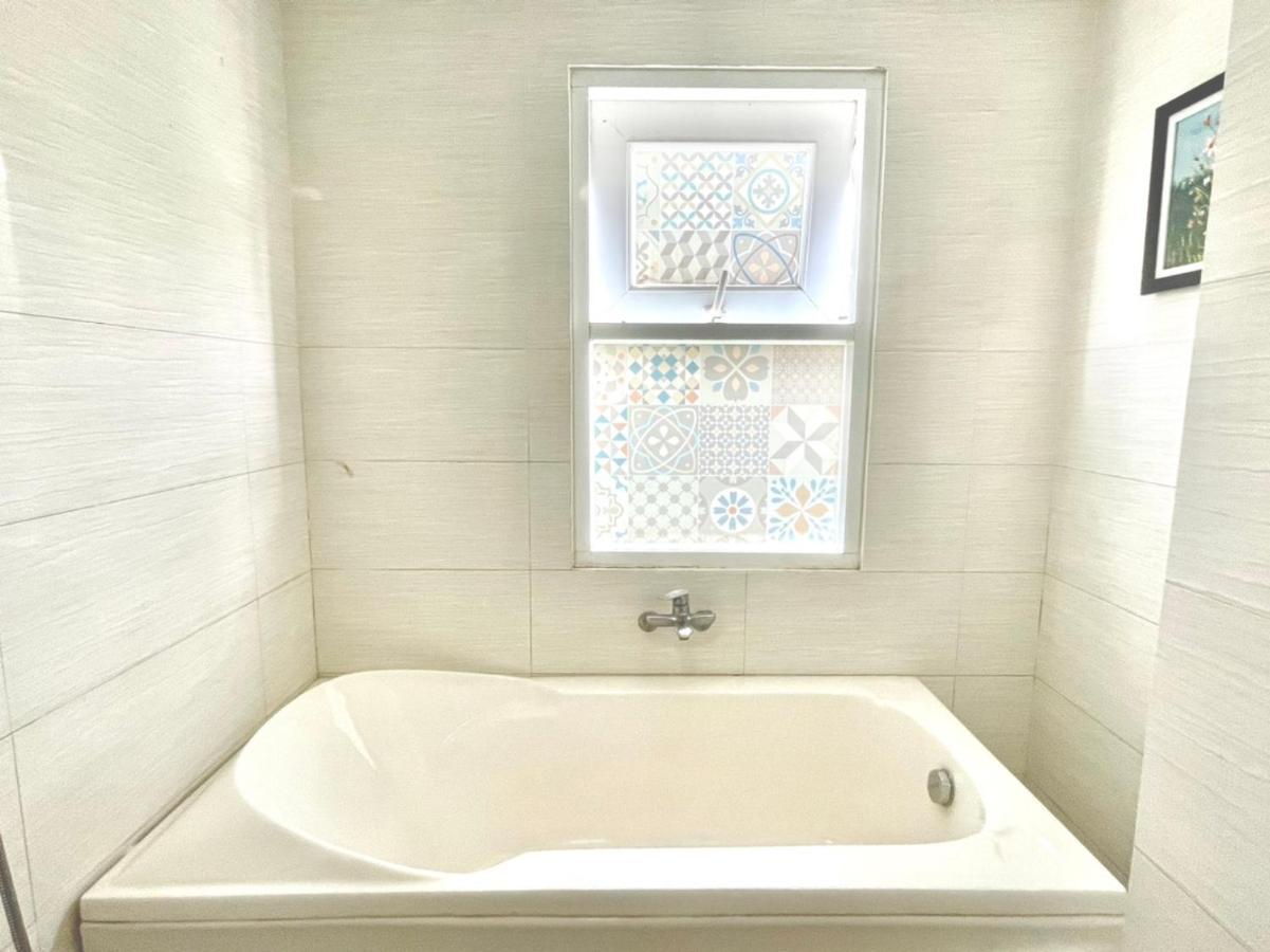 Mai Vang Hotel مدينة هوشي منه المظهر الخارجي الصورة